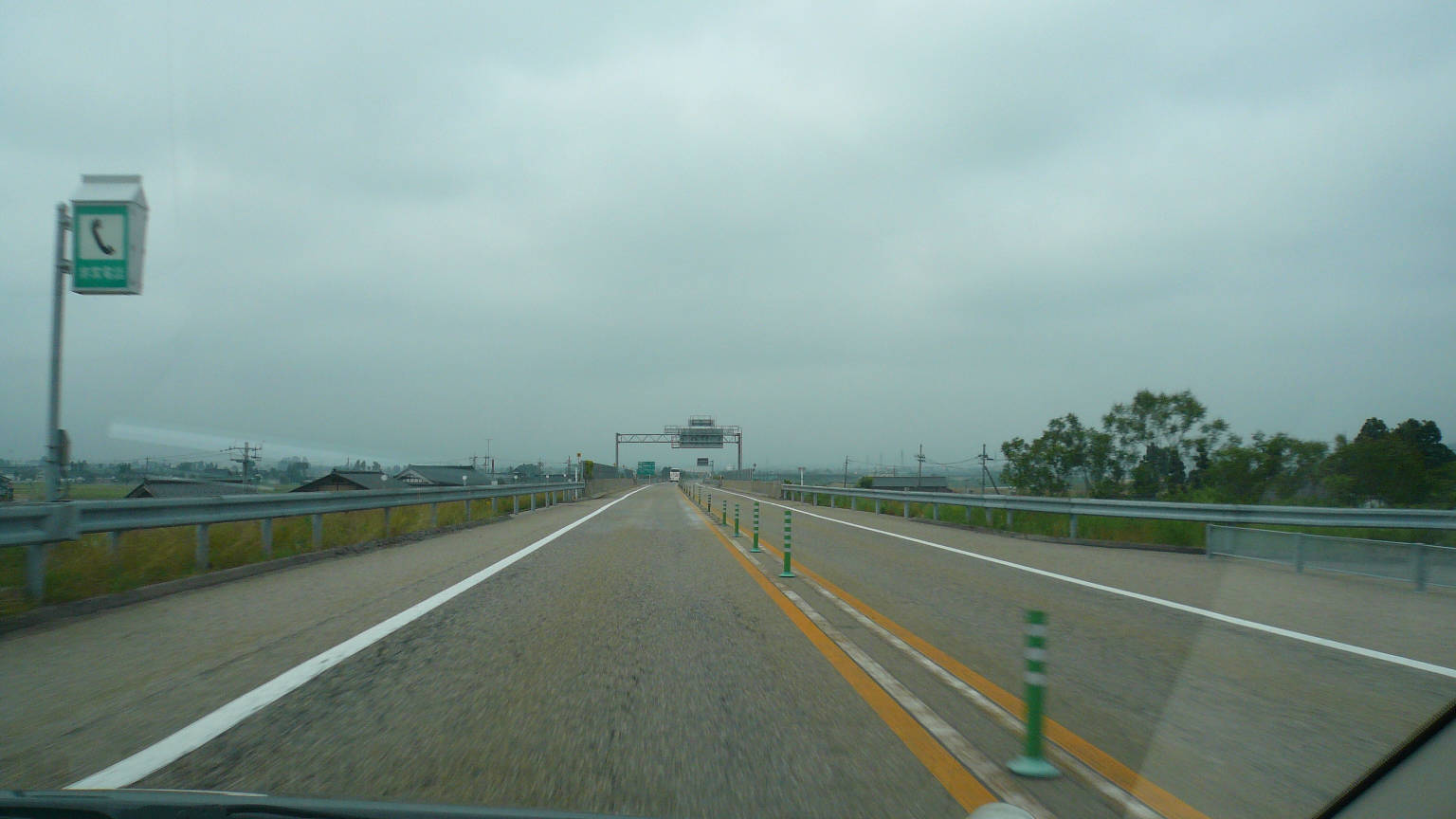 東海北陸道の対面走行