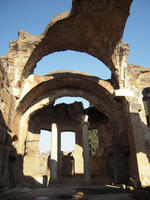 VillaAdriana-GreatBath.jpg