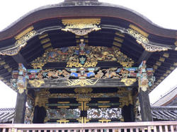 西本願寺・唐門