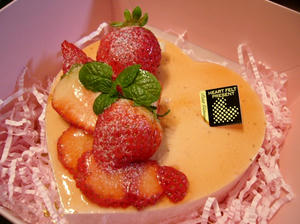 いちごムースのケーキ