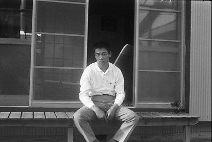 img051A.jpg