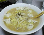 盛り付けのせいかさらに美味しくなさそうに見える画像