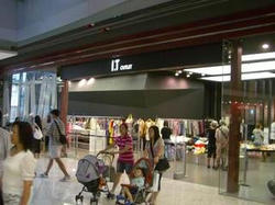 東涌 トンチョン TongChung hongkong ＯＵＴＬＥＴ ショッピングモール アウトレット ホンコン 香港 