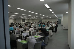 会場１