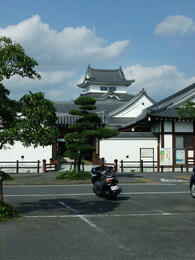城８