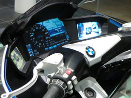 BMW10