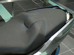 BMW12