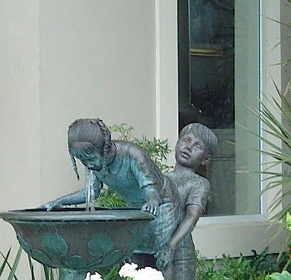 Inappropriate_Fountain.jpg