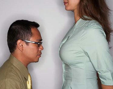looking_breasts.jpg