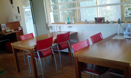09092002.JPG