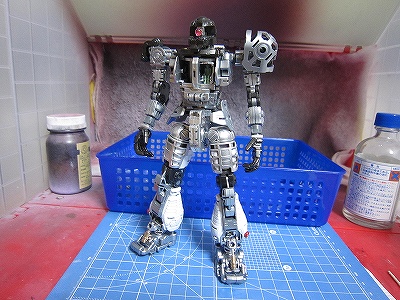 MG ザクⅡVer.2.0製作記3（フレーム塗装2）｜七式ガンプラ部