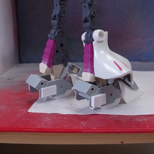 MG キュベレイ製作記:脚部改修編7|七式ガンプラ部 MG キュベレイ製作記:脚部改修編7|七式ガンプラ部