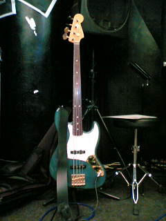 ＪＡＺＺＢＡＳＳ
