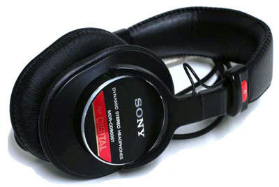 sony-MDR-CD900ST.jpg