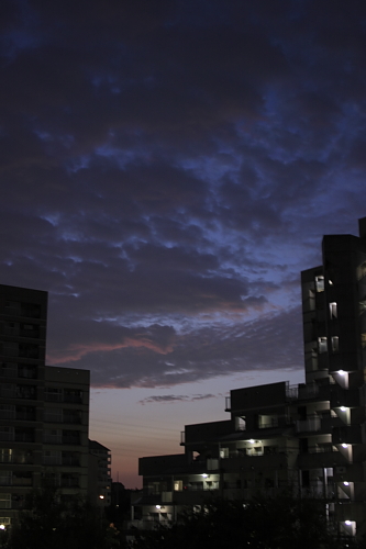 夜明け前 5時前の空の様子