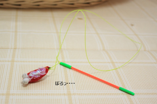 ぼろっ バテバテのとんぼさん