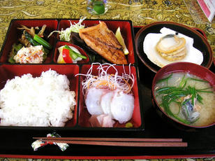 おまかせ定食