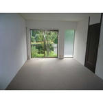 ThumbnailImageCAQ8L404.jpg
