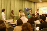 069-v400.jpg
