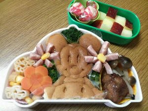 ミッキーちゃんサンド弁当☆