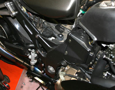 ZX-12R・ステップ交換とP-LAP|sda report ZX-12R・ステップ交換とP-LAP|sda report