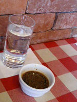 生肉レストラン