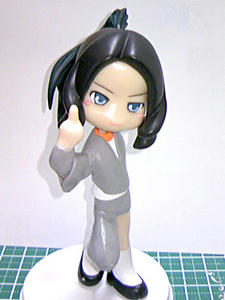 半分だけパテ盛り中