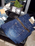 m005.gif