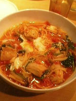 チキンと辛口トマトのスープスパゲティ