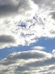 動く雲