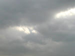 03/28不安な空