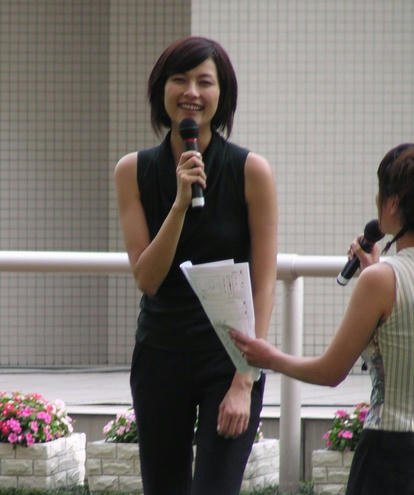 石川亜沙美さん