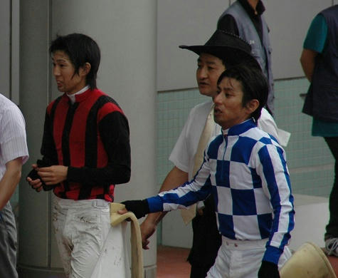 藤岡康太騎手と四位くん