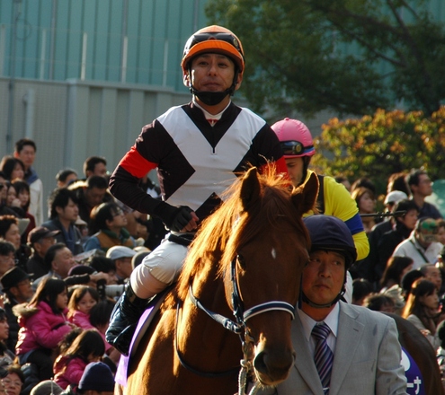 マイルCSはアイムユアーズ号で