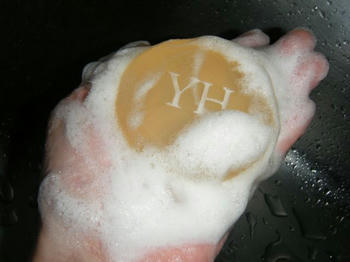 YH化粧品　YHソープ（洗顔石けん）