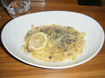 生パスタ専門店　銀座パスフェ