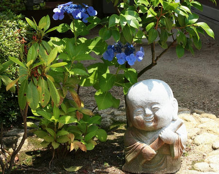 あじさいとお地蔵さま
