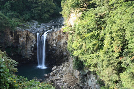 鮎返しの滝