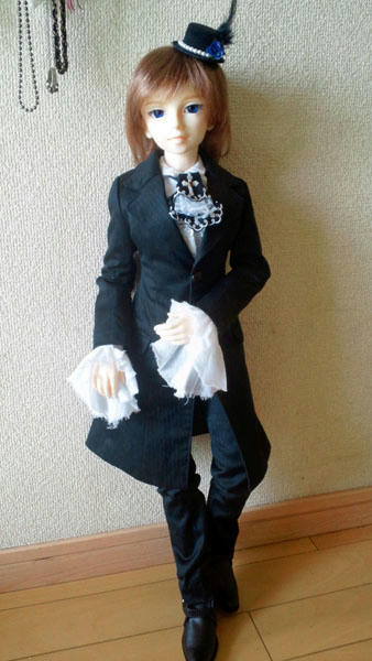 かっこつけるロウェル。