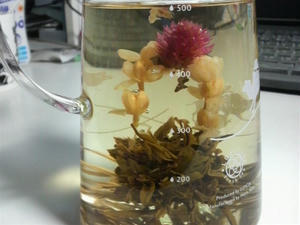 茉莉福到花藍