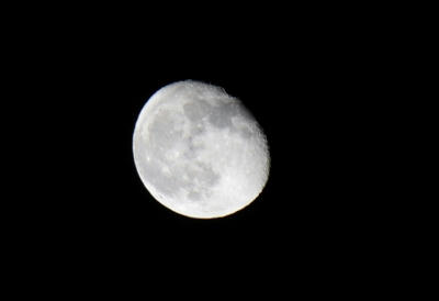 s-mooon.jpg