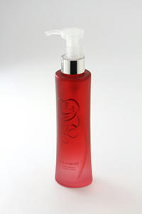 容器がプッシュボトルに変わりました