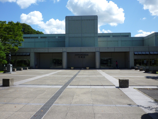 明徳館（図書館）