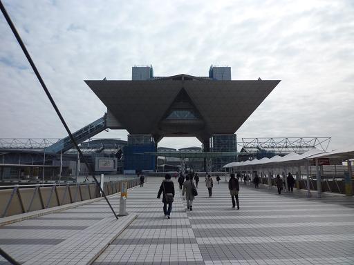 いつ見てもラストダンジョン並みの風格がある建物だなぁと思います。サンダーとか落ちてきそうだなぁと毎回思います(意味不明)