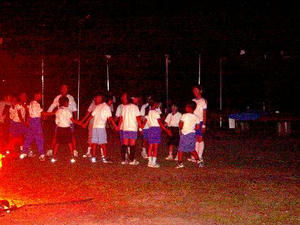 子どもたちのスタンツ