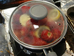 簡単料理レシピ,苺ジャムの作り方,熟し過ぎのイチゴの調理法,苺の保存方法