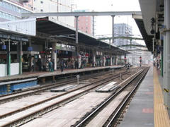 JR博多駅４番線・５番線