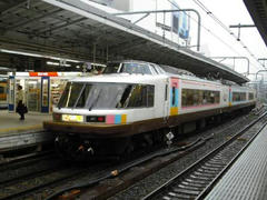 新宿駅の４８５系「ＮＯ ＤＯ ＫＡ」