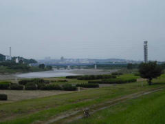 多摩川・是政橋の風景