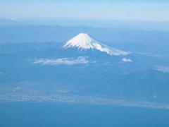 飛行機から見える富士山